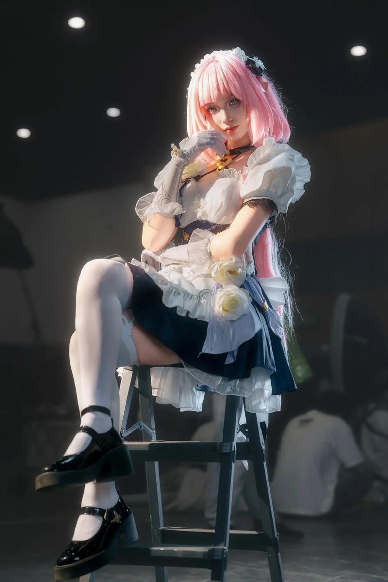 管家婆正版管家和漫展2女童衣着暴露与漫展小女孩